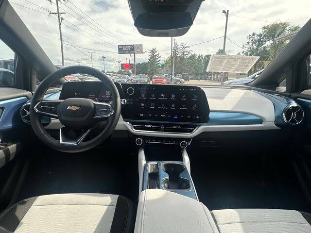 2024 Chevrolet Equinox EV LT