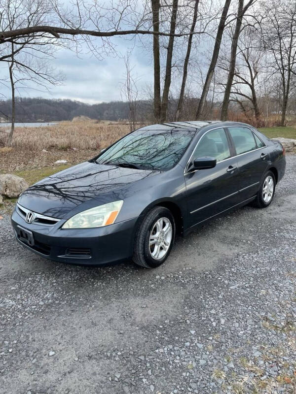 2006 Honda Accord for sale at Lyell & Dewey Auto Inc in Rochester NY