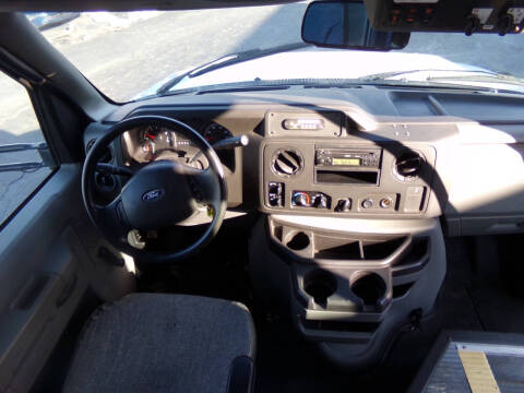 2019 Ford E-Series E-450 SD