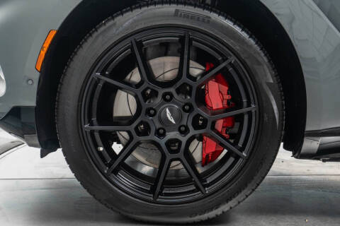 2022 Aston Martin DBX