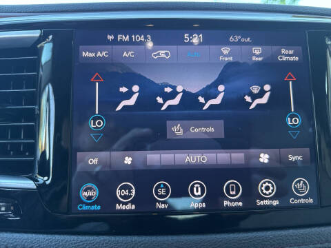 2020 Chrysler Pacifica Limited 35th Anniversary