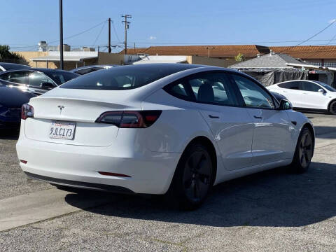 2021 Tesla Model 3 Standard Range Plus