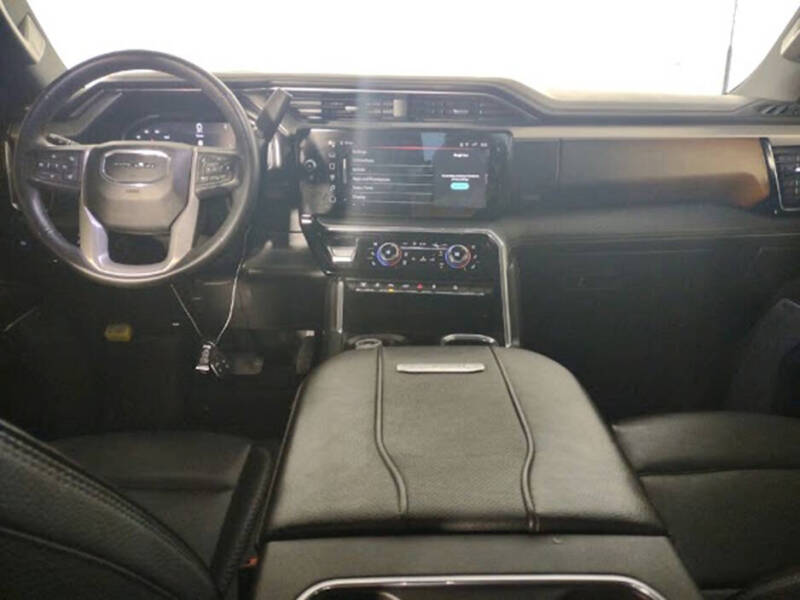 2024 GMC Sierra 2500HD Denali