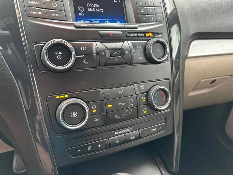 2019 Ford Explorer