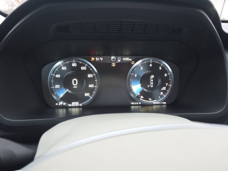 2020 Volvo XC90 T5 Momentum