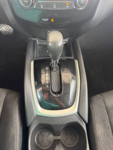 2014 Nissan Rogue S