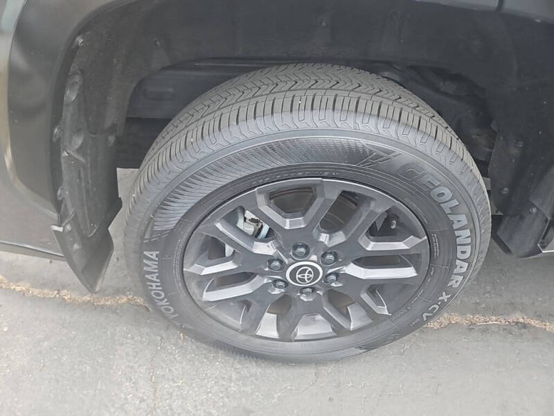 2024 Toyota Sequoia Platinum