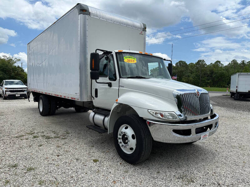 2018 International DuraStar 4300