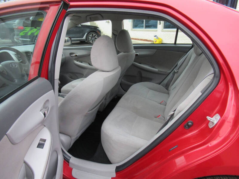 2010 Toyota Corolla LE