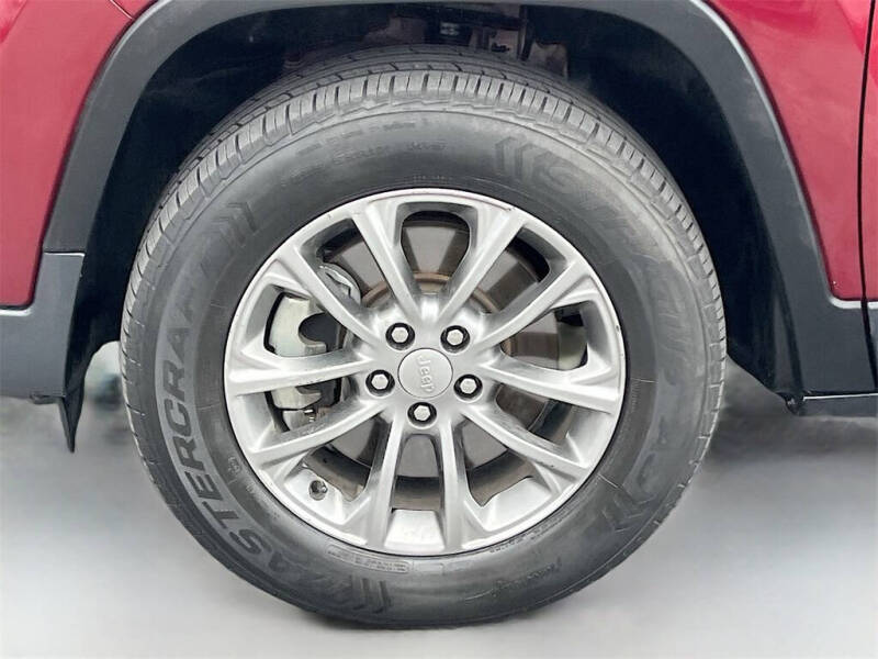 2021 Jeep Cherokee Latitude Plus