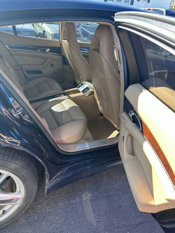 2011 Porsche Panamera