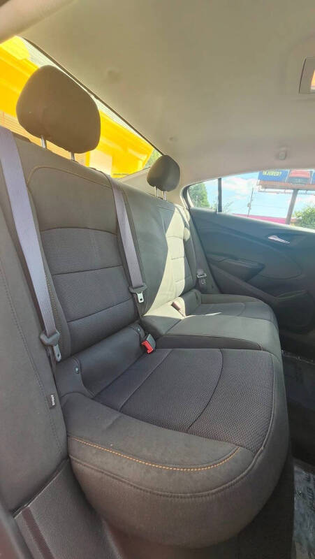 2017 Chevrolet Cruze LS Auto