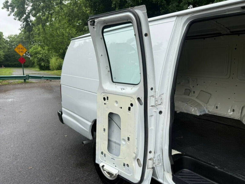 2010 Ford E-Series E-150