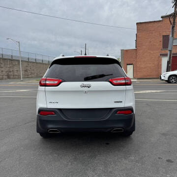 2017 Jeep Cherokee Latitude