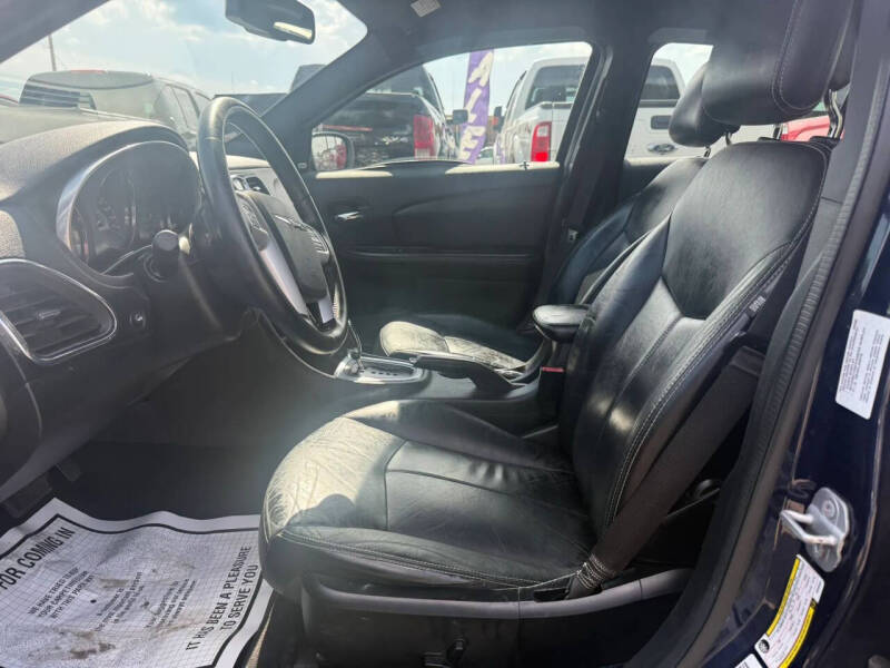 2013 Chrysler 200 Limited