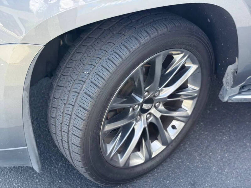 2019 Cadillac Escalade Luxury