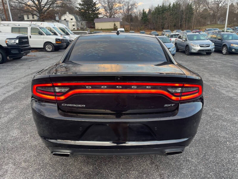 2018 Dodge Charger SXT