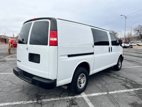 2018 Chevrolet Express 2500