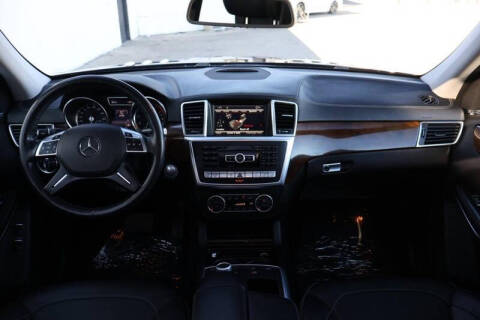 2015 Mercedes-Benz GL-Class GL 550 4MATIC