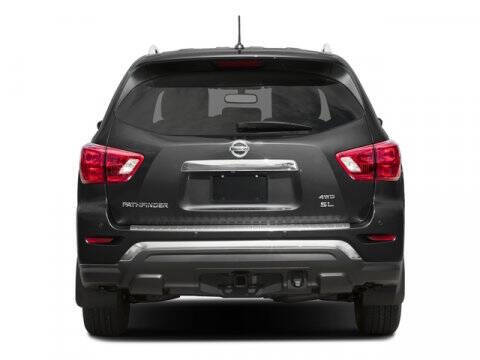 2017 Nissan Pathfinder SV