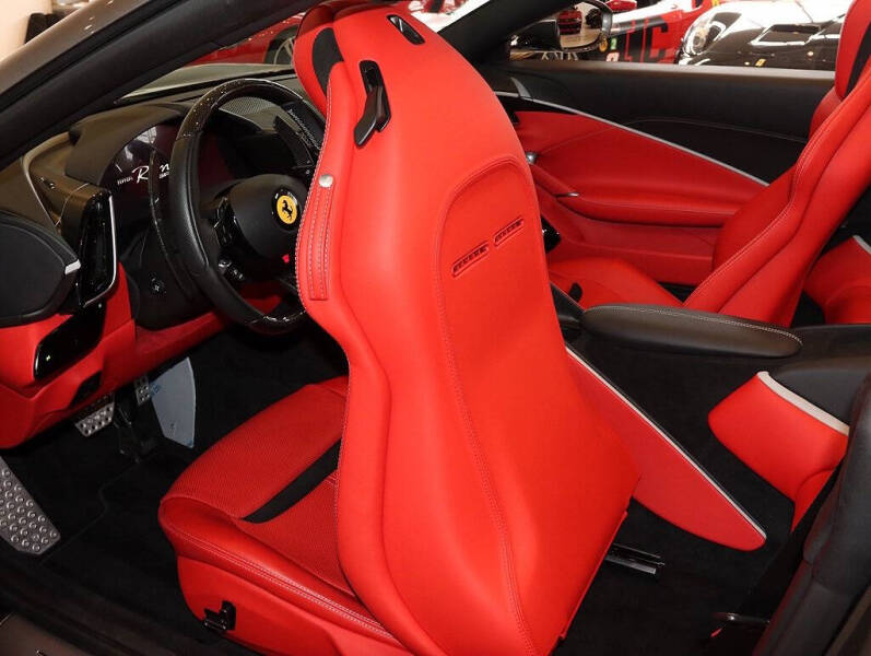 2024 Ferrari Roma Spider