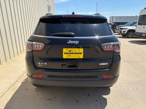 2023 Jeep Compass Latitude Lux