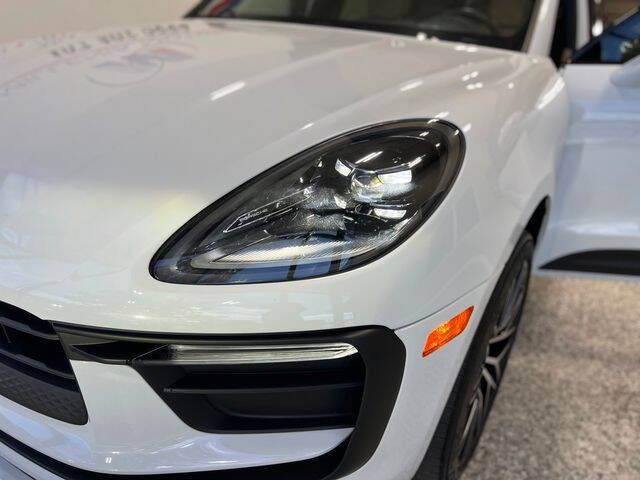 2023 Porsche Macan