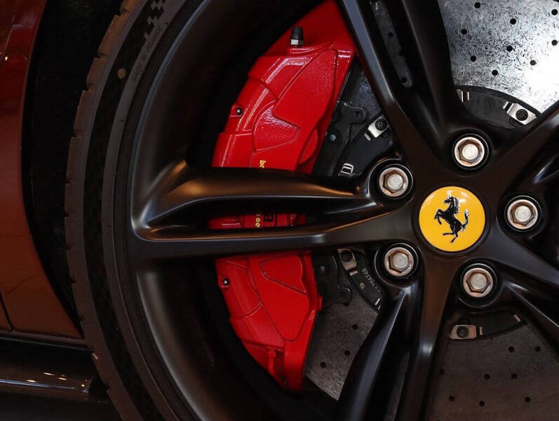 2023 Ferrari 296 GTS