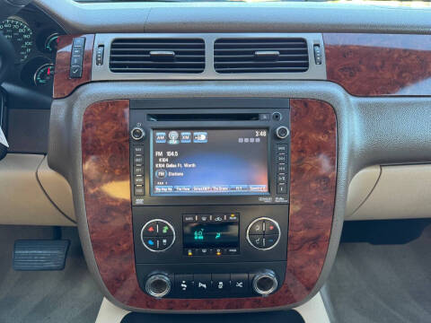 2014 Chevrolet Suburban LTZ