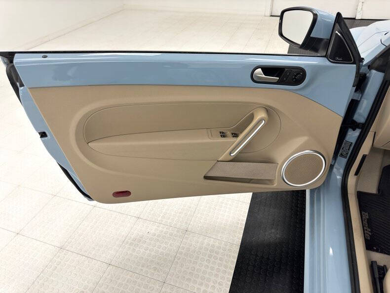 2014 Volkswagen Beetle Convertible