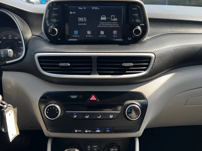 2021 Hyundai Tucson SE