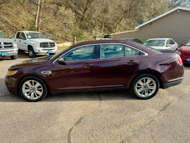 2011 Ford Taurus for sale at Iowa Auto Sales, Inc in Sioux City IA