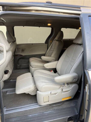2011 Toyota Sienna Limited 7-Passenger