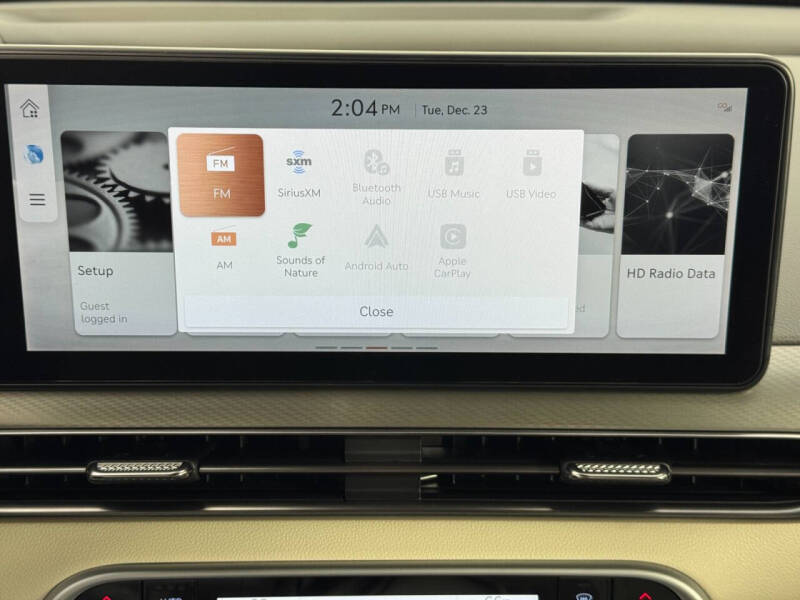 2024 Genesis GV60 Standard