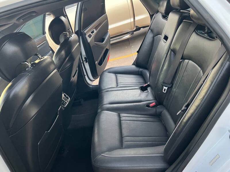 2015 Hyundai Genesis