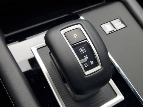 2025 Mitsubishi Outlander PHEV SE