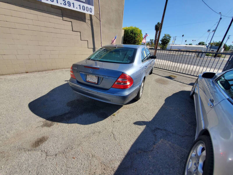 2004 Mercedes-Benz E-Class E 320