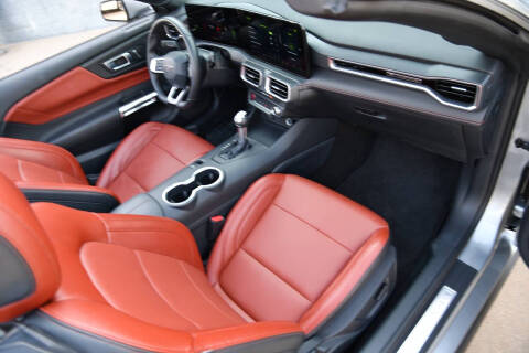 2025 Ford Mustang EcoBoost Premium