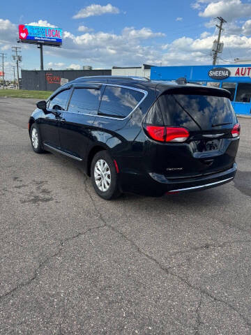 2018 Chrysler Pacifica Touring L Plus