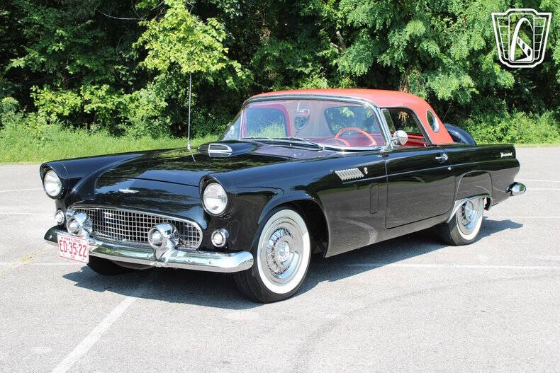 1956 Ford Thunderbird