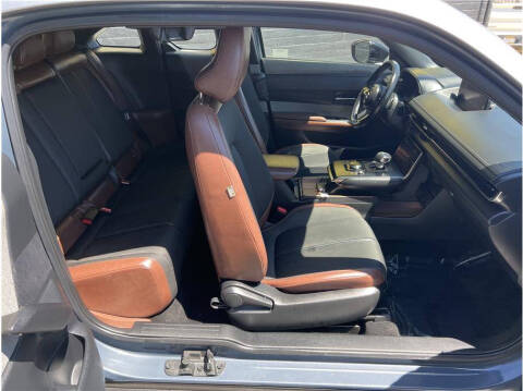 2022 Mazda MX-30 EV Premium Plus