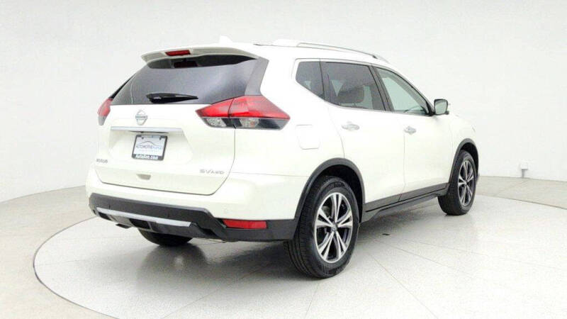 2020 Nissan Rogue
