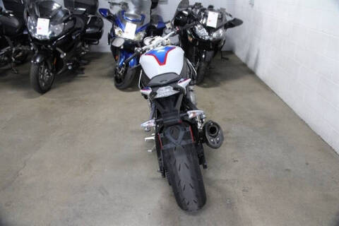 2018 BMW S 1000 R