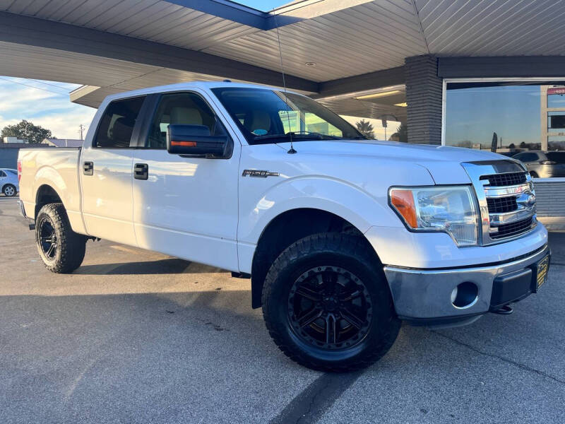 2014 Ford F-150 XLT photo 9