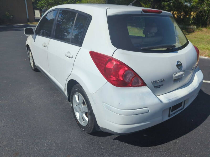 2008 Nissan Versa SL photo 6