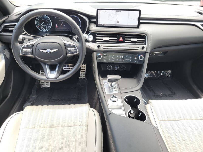 2025 Genesis G70