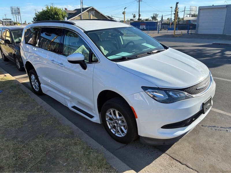 2021 Chrysler Voyager LXi