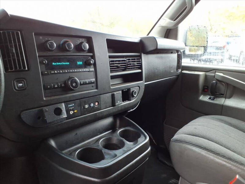 2020 GMC Savana 2500