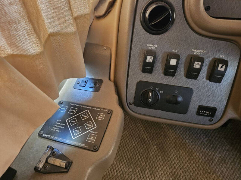 2008 National RV Surf Side