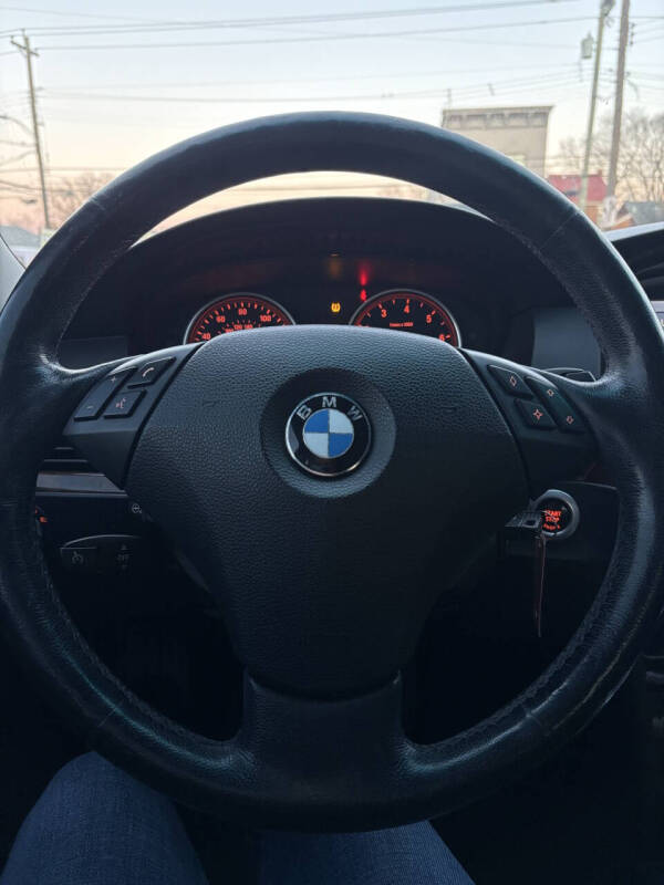 2008 BMW 5 Series 528xi